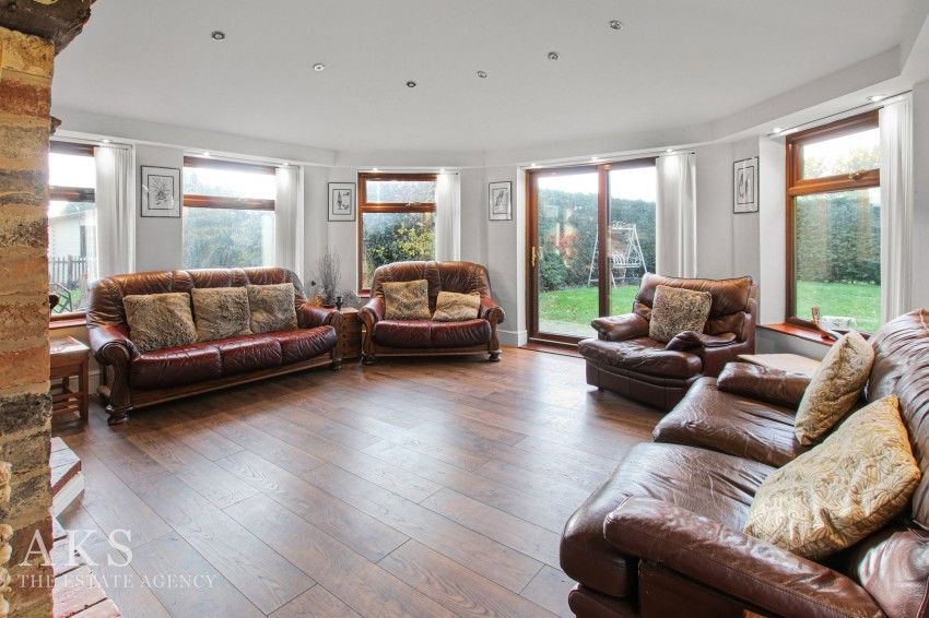 Images for Hatton Fields, Hilton, DE65