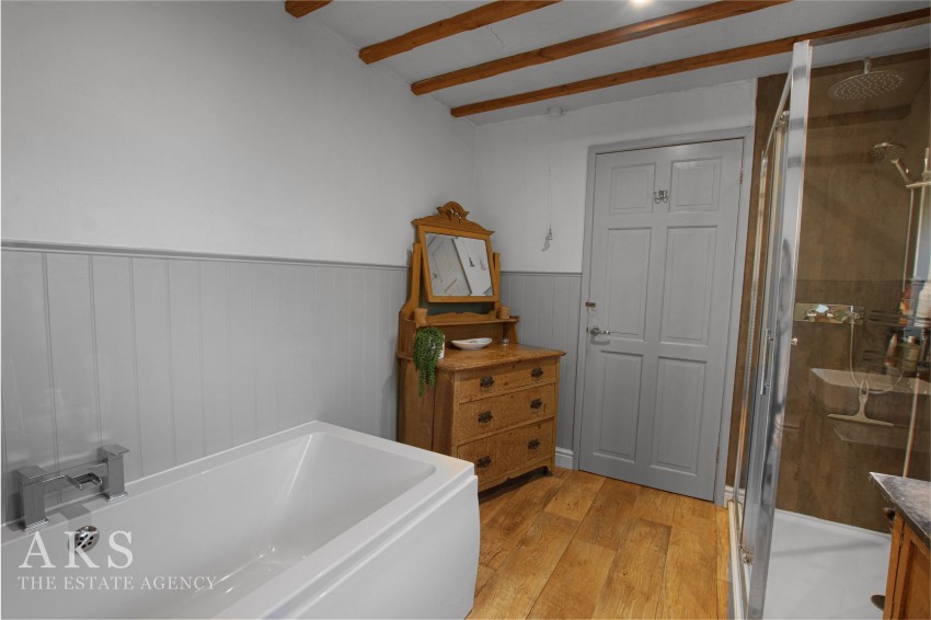 Images for Hatton Fields, Hilton, DE65