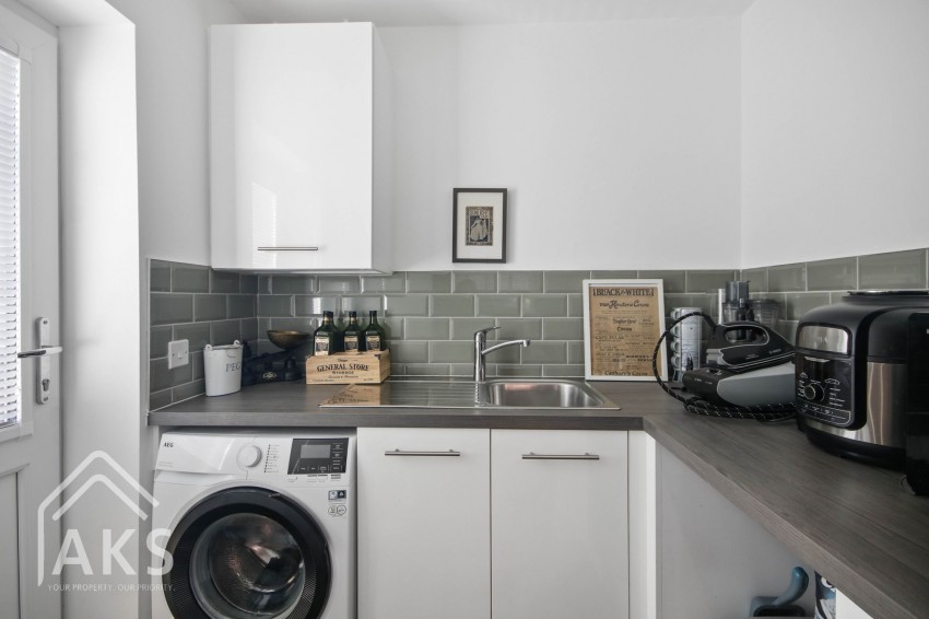 Images for Frankley Close, Hilton, DE65