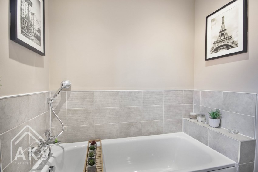 Images for Frankley Close, Hilton, DE65