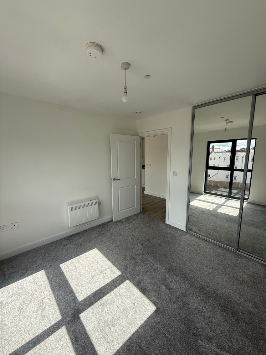 Images for Erasmus Drive, Strutt House, DE1