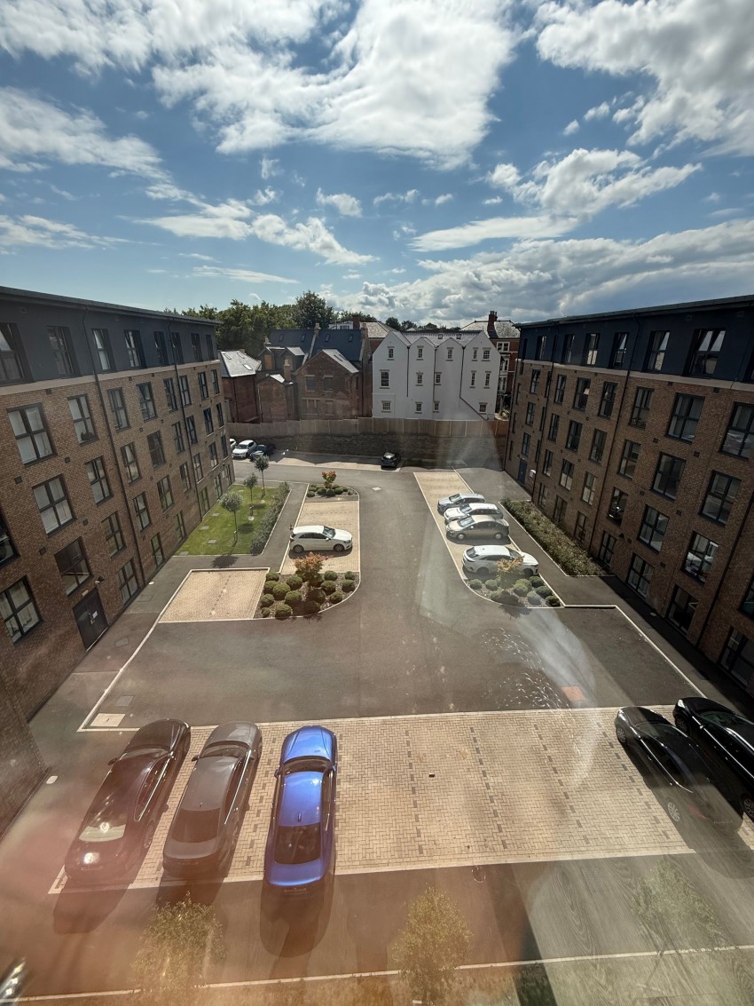 Images for Erasmus Drive, Strutt House, DE1