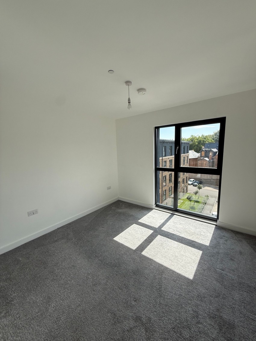 Images for Erasmus Drive, Strutt House, DE1