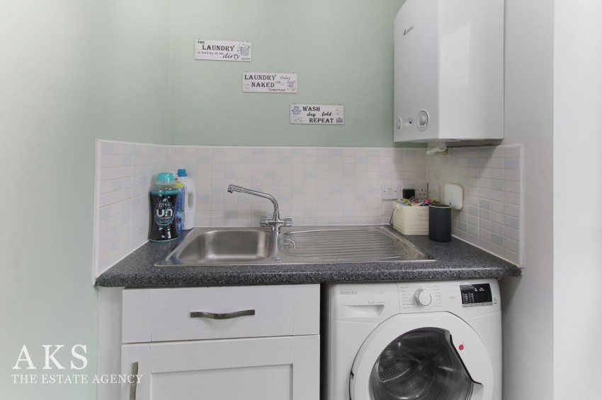 Images for Sherbourne Drive, Hilton, DE65