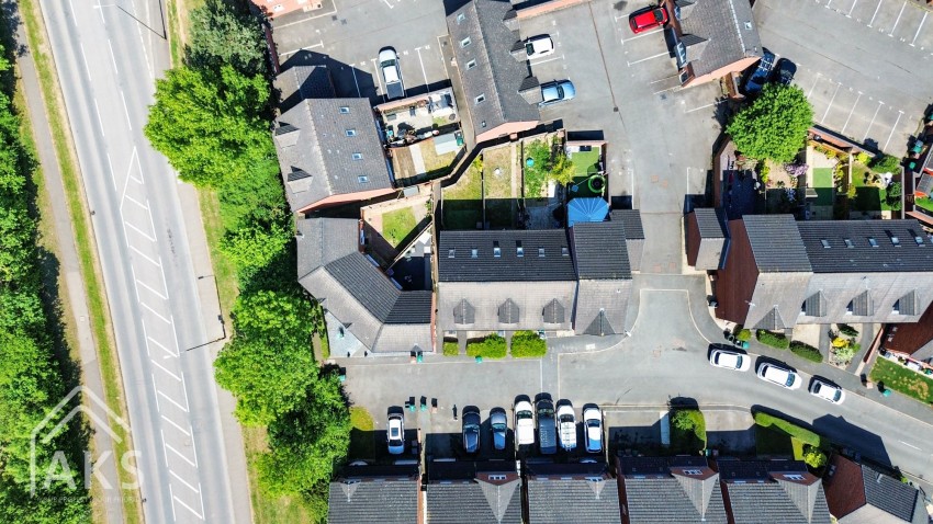 Images for Dee Close, Hilton, DE65