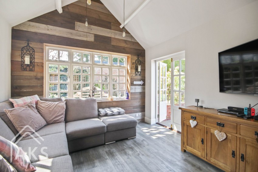 Images for Dovecliff Road, Stretton, DE13
