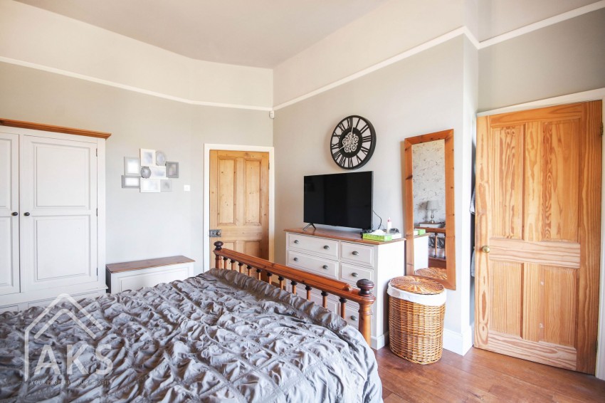 Images for Dovecliff Road, Stretton, DE13