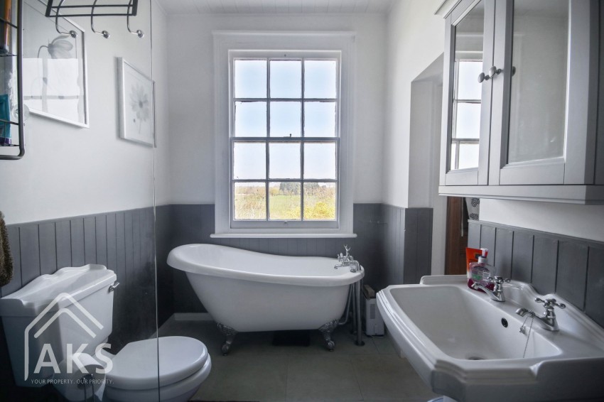 Images for Dovecliff Road, Stretton, DE13