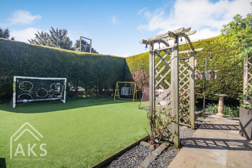 Images for Dovecliff Road, Stretton, DE13