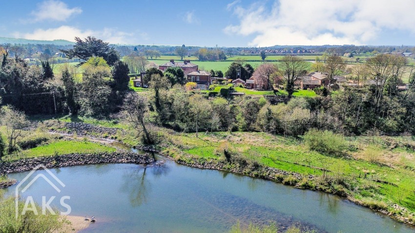Images for Dovecliff Road, Stretton, DE13