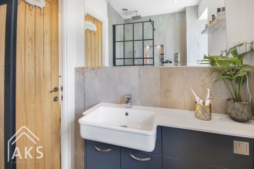 Images for Calder Close, Hilton, DE65