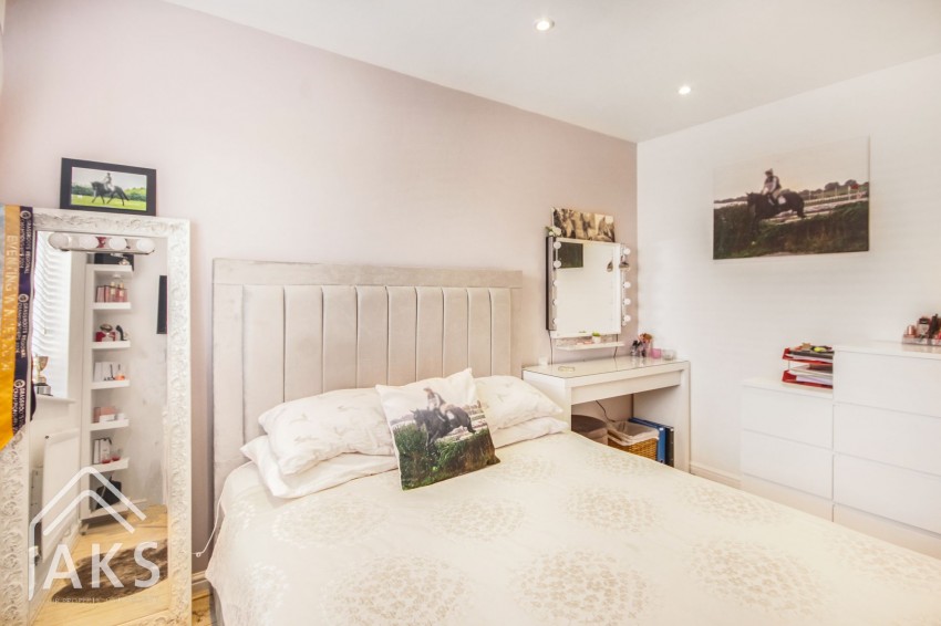 Images for Calder Close, Hilton, DE65