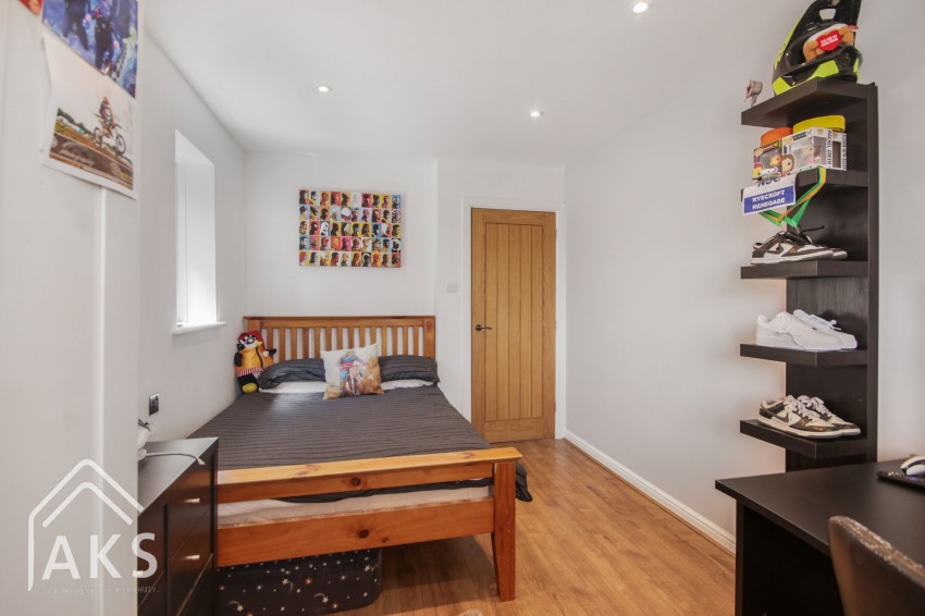 Images for Calder Close, Hilton, DE65