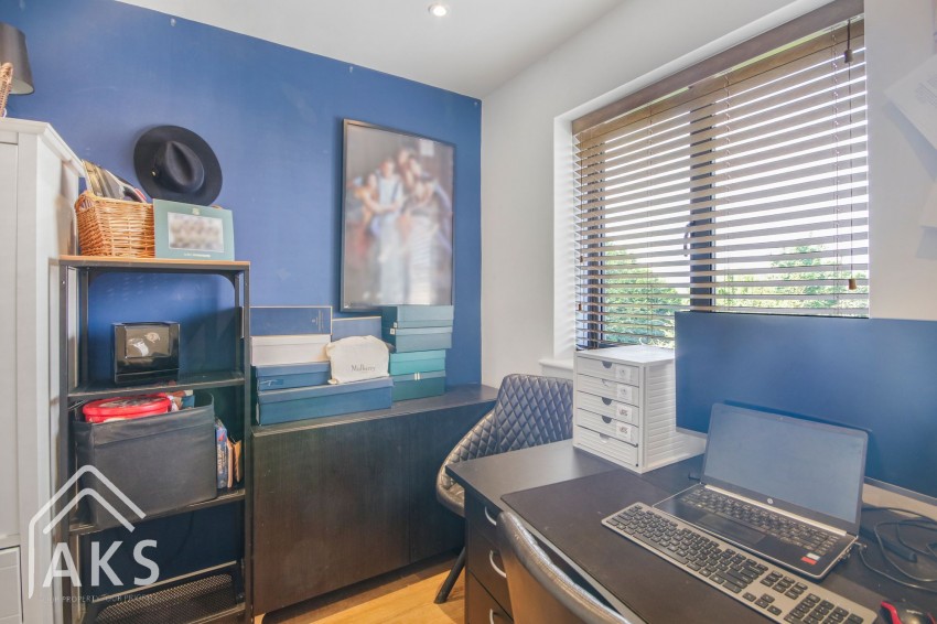 Images for Calder Close, Hilton, DE65