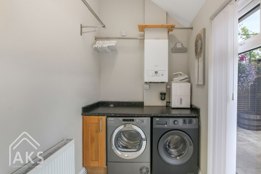 Images for Woodmans Croft, Hatton, DE65