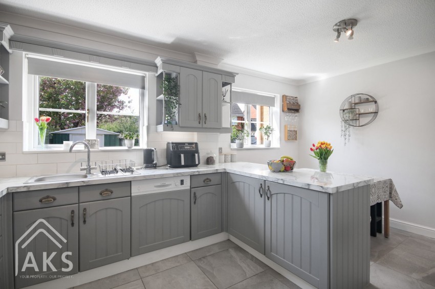 Images for Bren Way, Hilton, DE65