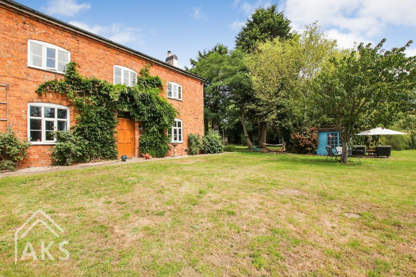 Images for Hay Lane, Foston, DE65