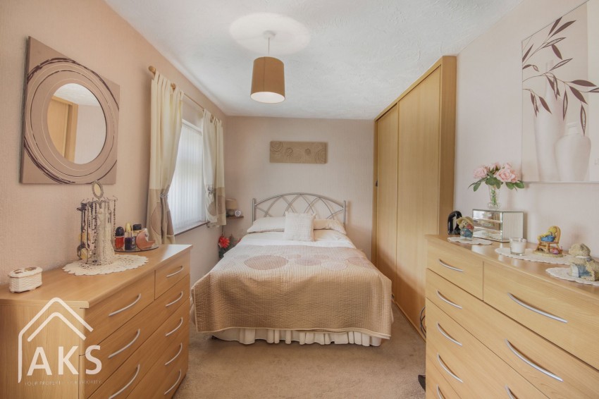 Images for New Road, Hilton, DE65