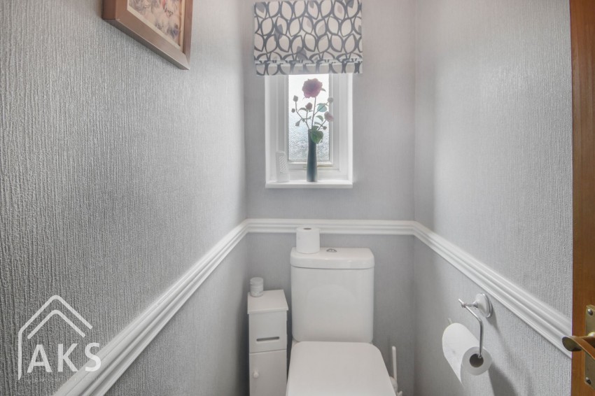 Images for New Road, Hilton, DE65