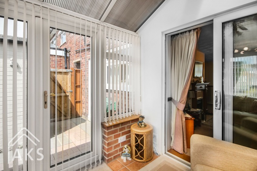 Images for New Road, Hilton, DE65