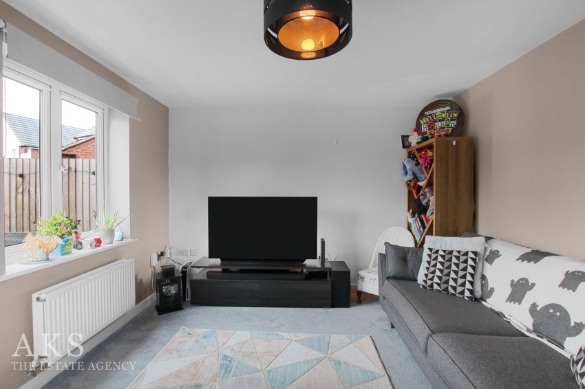 Images for Wren Close, Hatton, DE65