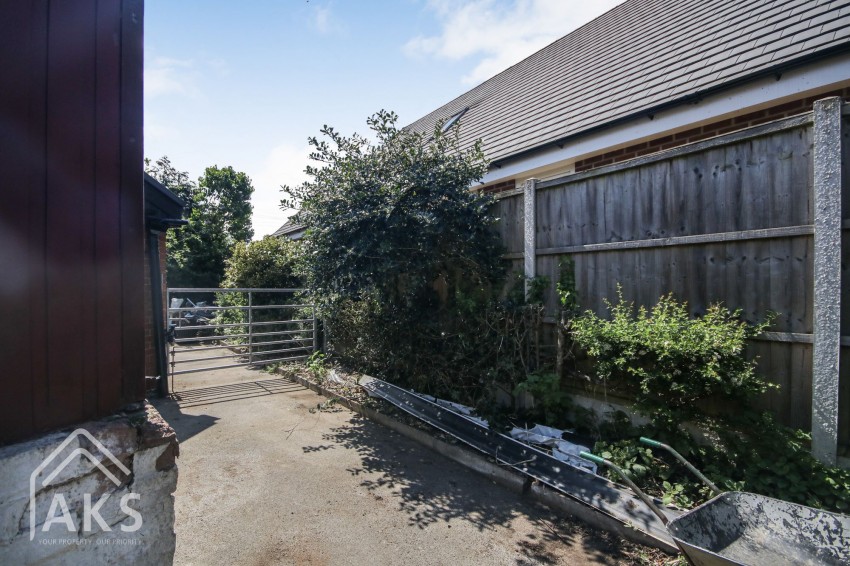 Images for Marston Old Lane, Hatton, DE65