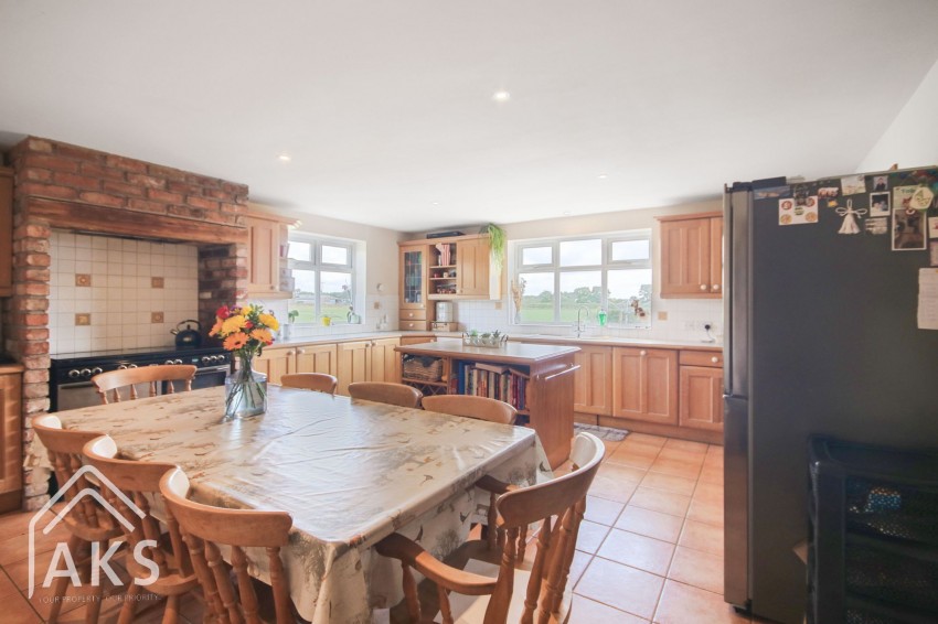 Images for Watery Lane, Scropton, DE65