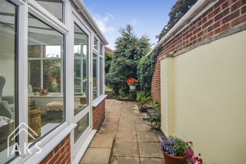 Images for Blacksmiths Lane, Newton Solney, DE15