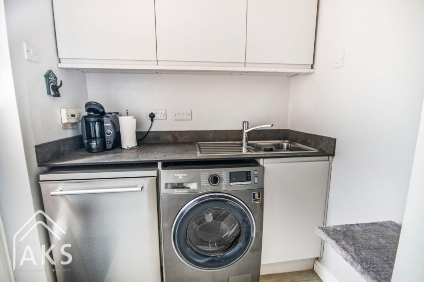 Images for Pegasus Way, Hilton, DE65