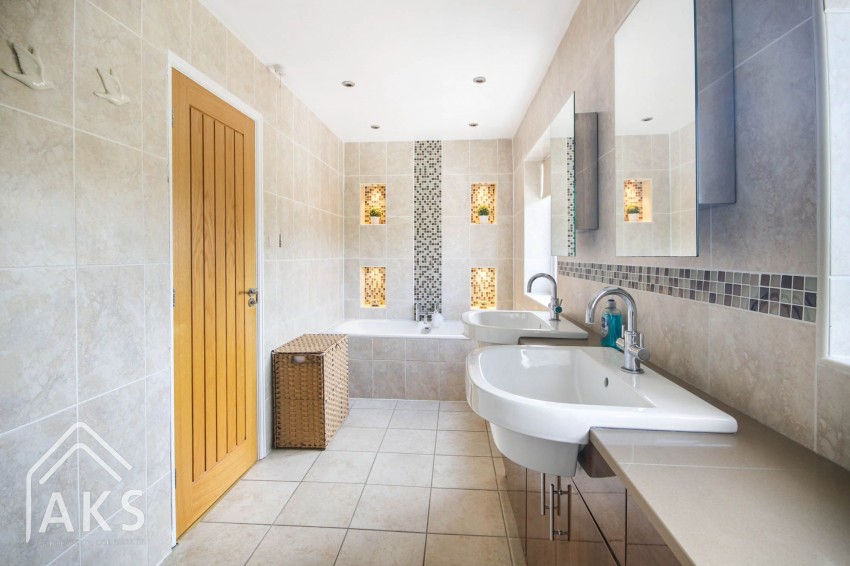 Images for Pegasus Way, Hilton, DE65