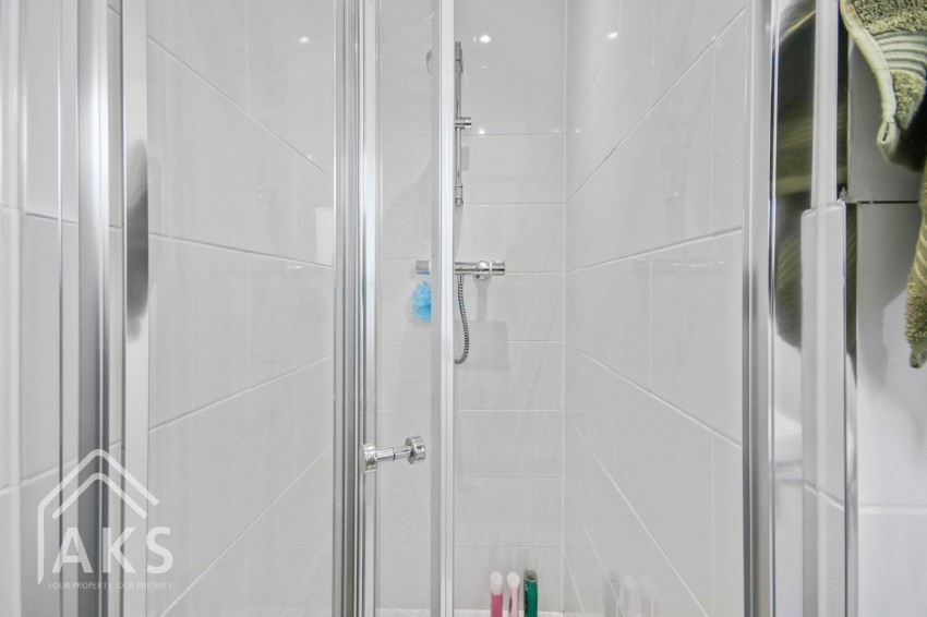 Images for Wren Close, Hatton, DE65