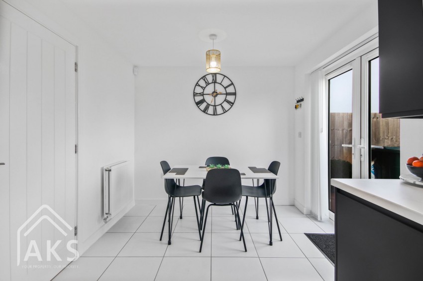 Images for Wren Close, Hatton, DE65