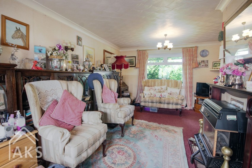 Images for Field Avenue, Hatton, DE65