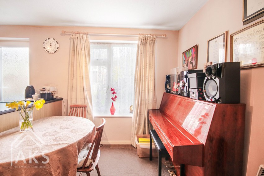 Images for Burdock Close, Oakwood, DE21