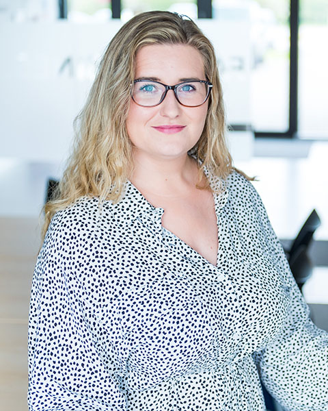 Victoria Dunn, Property Consultant